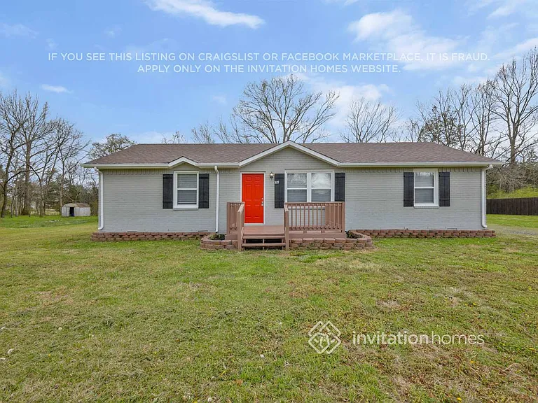 309 Edwards St — Photo 3