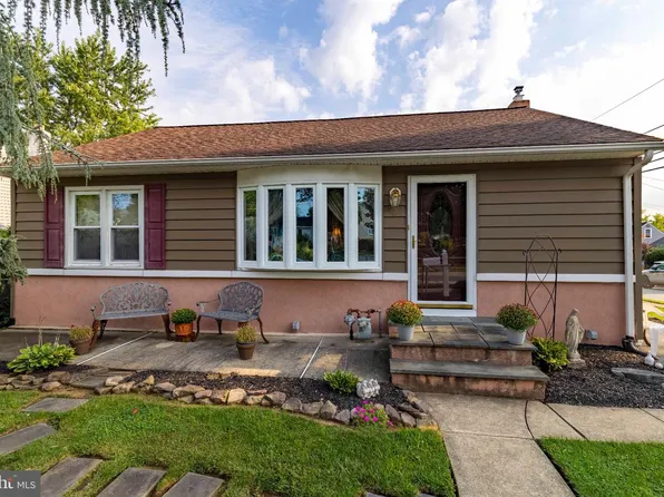 2801 Spear Ave, Glenside, PA 19038