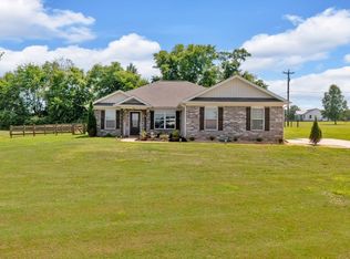 3 Dewitt Dr, Fayetteville, TN 37334