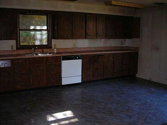 3rd image of 274 Bryan Davis Rd