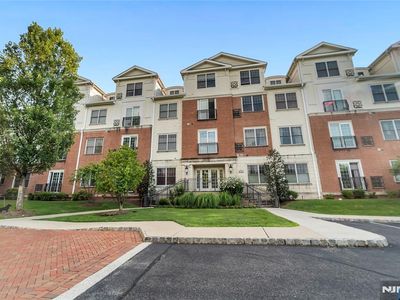 1208 The Plz, Tenafly, NJ, 07670