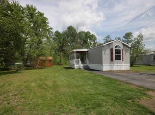 2 Stevens Dr, Concord, NH 03301
