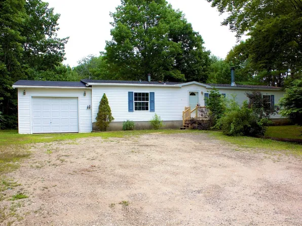 323 White Rd, Bowdoinham, ME 04008