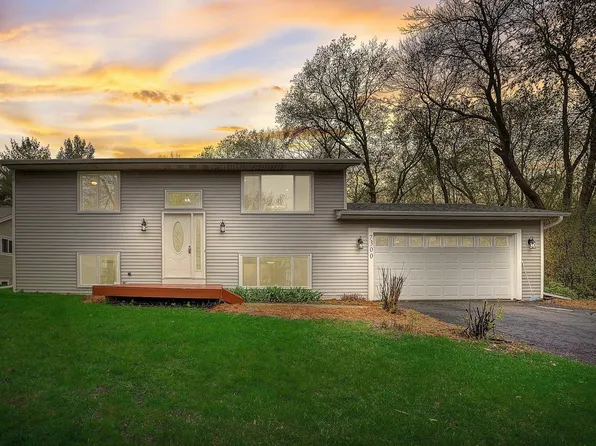 7300 Hunters Run, Eden Prairie, MN 55346