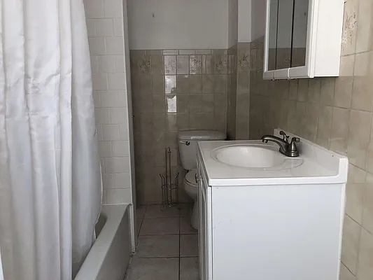 Rented by Owner | media 9