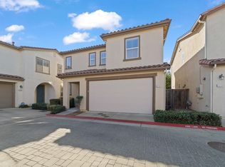 8242 Crystal Walk Cir, Elk Grove, CA 95758