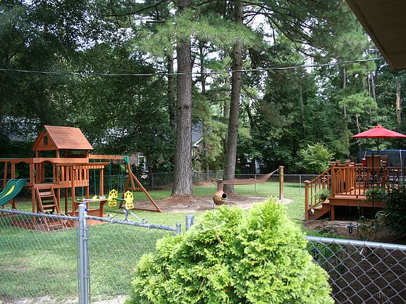 Fenced In Side Yard 