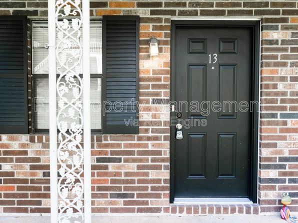 127 Hillcrest Dr NE #13
