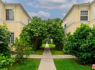 6755 Yucca St APT 4, Los Angeles, CA 90028