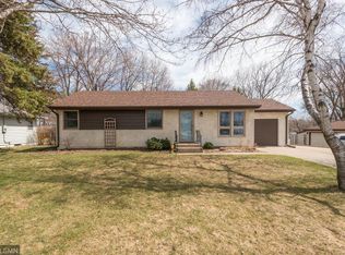 2666 Victoria St N, Roseville, MN 55113