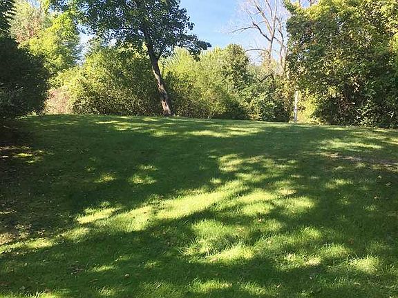 5th image of 6647 Chester Avenue