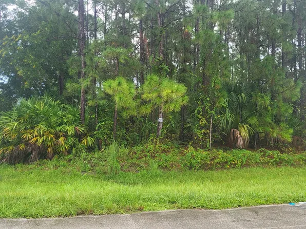 6443 NW Fir Court, Port St Lucie, FL 34986