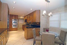 4th image of 6529 N Le Mai Ave