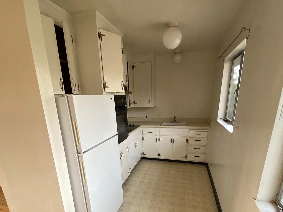 Full view of the Kitchen