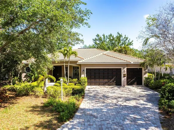 4915 Old Tree Pl, Sarasota, FL 34233