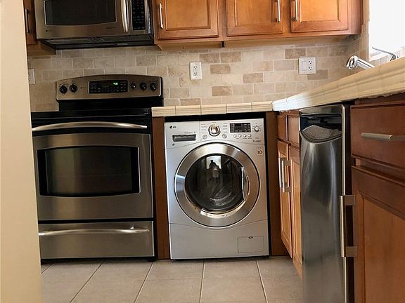 5th image of 1000 S Westgate Ave APT 311