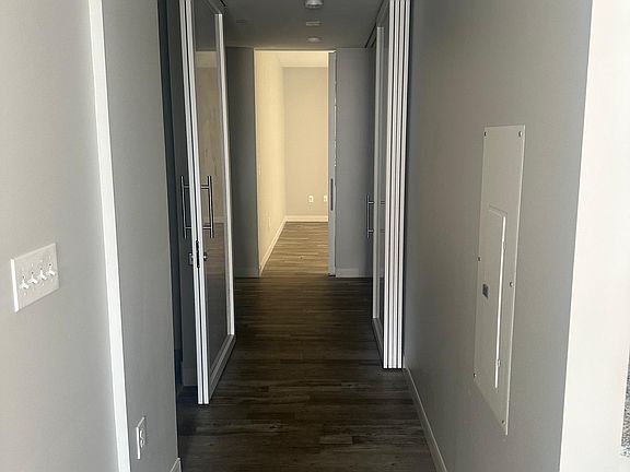 4th image of 298 Main St Ste 703