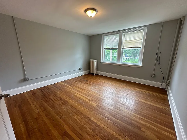 208 Main St. — Photo 26