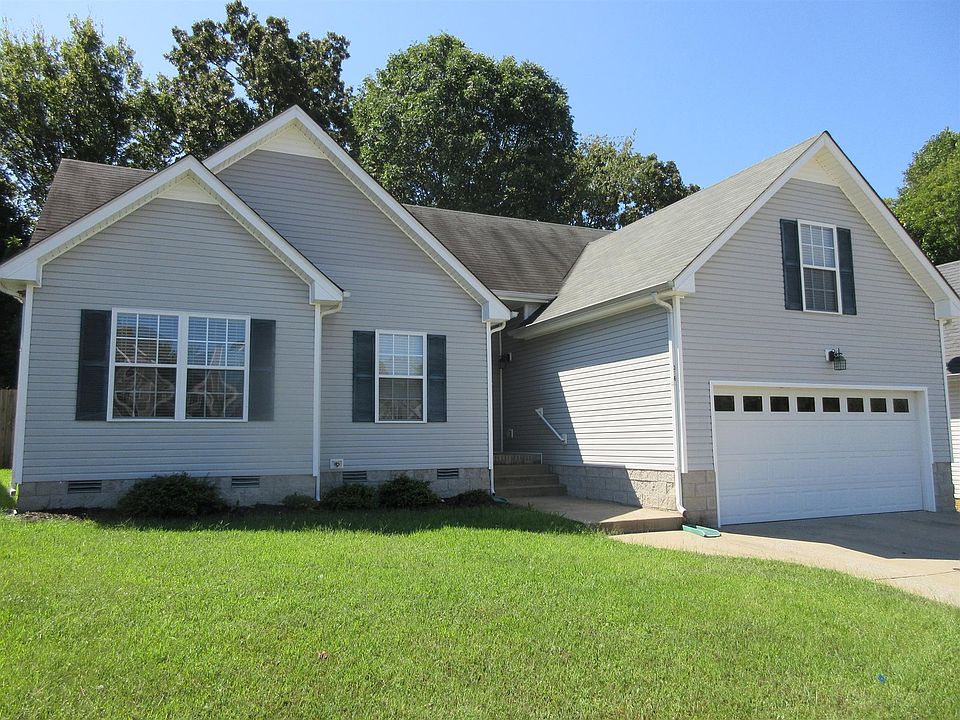 1st image of 316 Chalet Cir