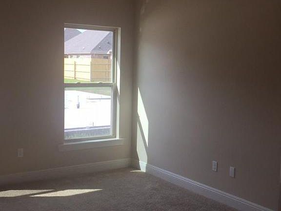 4th image of 219 Marston House Dr