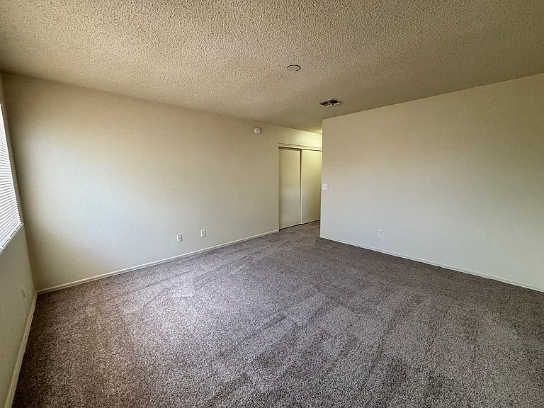 3550 W Trevor Dr — Photo 9