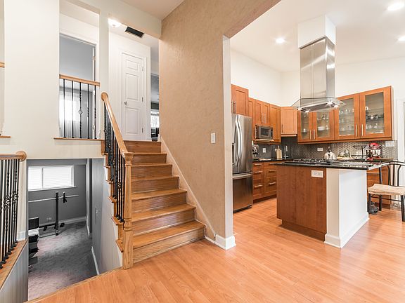 3rd image of 508 Dogwood Ct