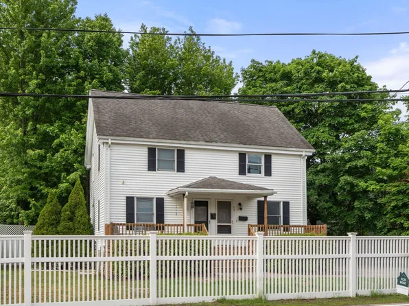 13-15 Gay St, Westwood, MA 02090