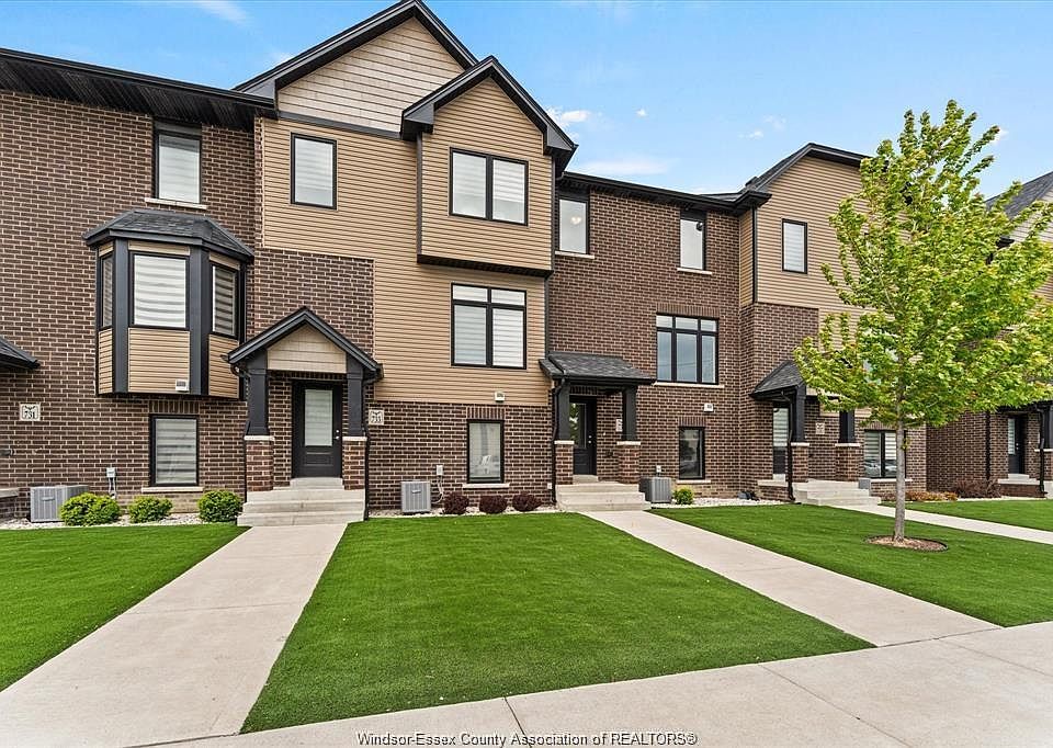 1st image of 735 Brownstone Dr