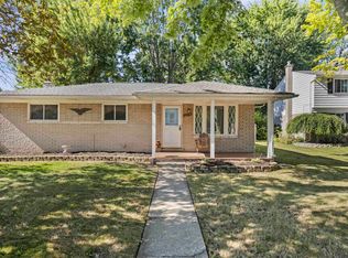 50196 Stonecrest Ct, Chesterfield, MI 48047