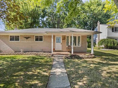 50196 Stonecrest Ct, Chesterfield, MI, 48047