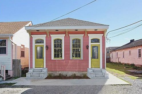 1st image of 1317 Spain St