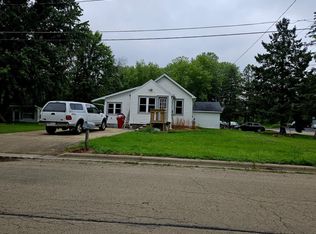 333 West St, New London, WI 54961