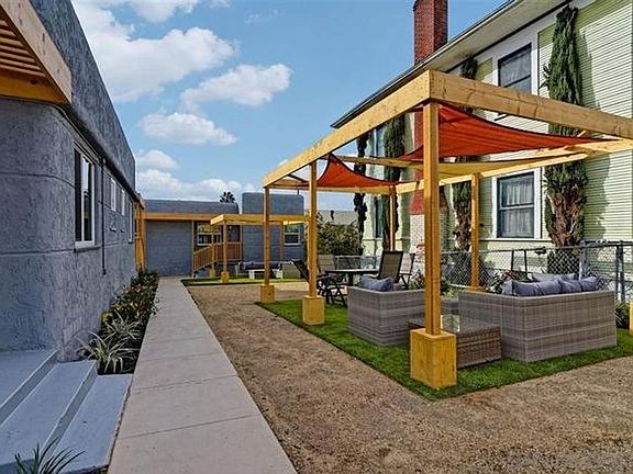 2nd image of 952-58 22nd St #958