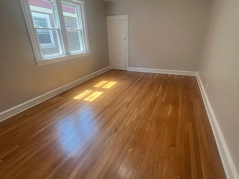 904 W 21st St #2 — Photo 9