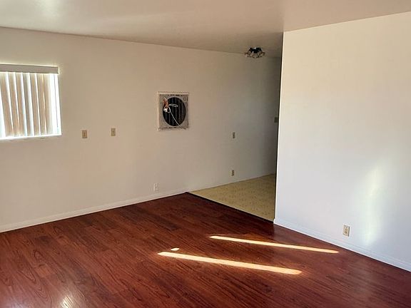 4th image of 9278 11th Ave #1