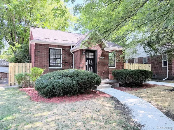 18418 Heyden St, Detroit, MI 48219