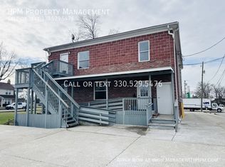 2722 Lincoln Way E #D, Massillon, OH