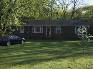 3921 Pheasant Dr, Nashville, TN 37218