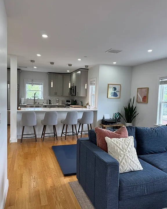 34 Park St #4