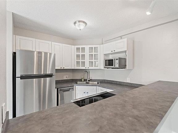 5th image of 3315 58TH AVENUE S #314