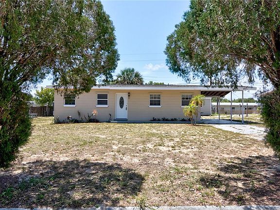 5th image of 563 4th Pl SW