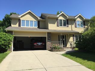 15489 Rosewood Dr, Clive, IA 50325