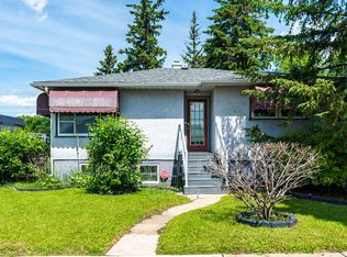 1404 Edmonton Trl NE, Calgary, AB T2E 3K9