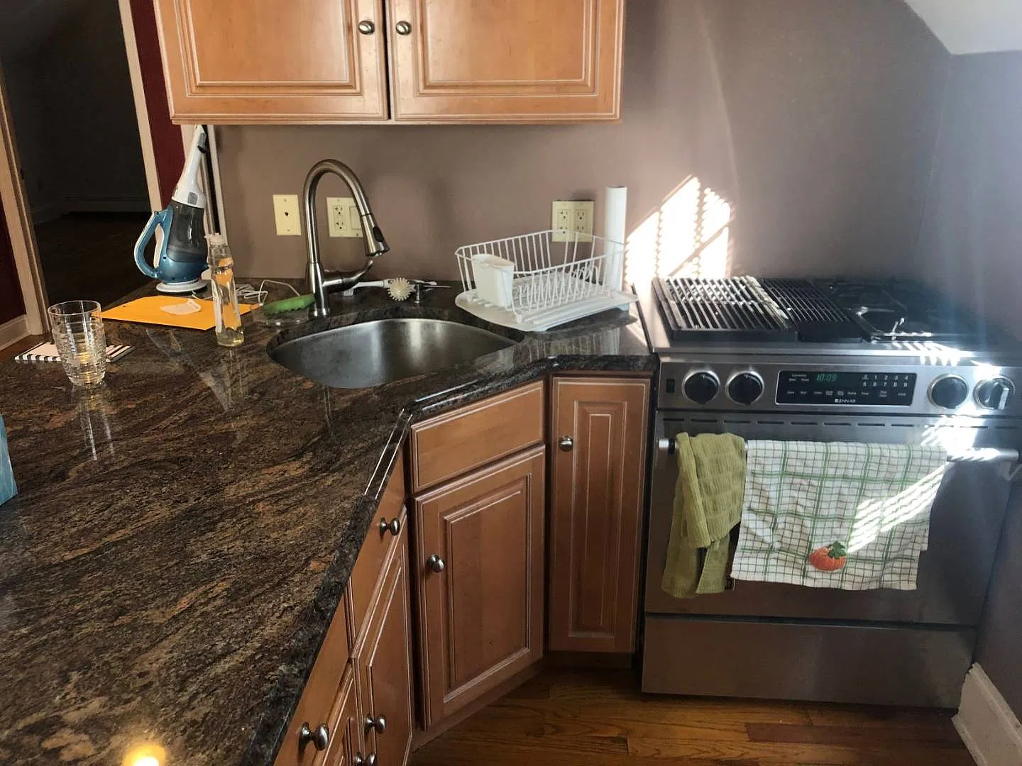 2 bed, 1.0 bath, $2,950 — Photo 3