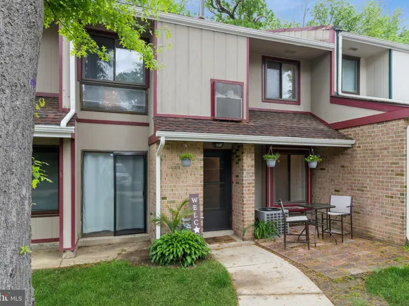 907 Timber Creek Rd, Clementon, NJ 08021