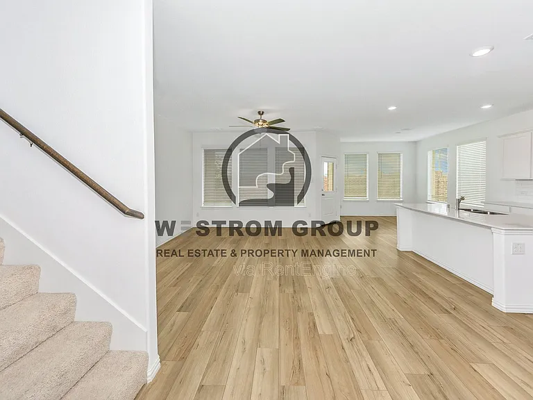 2600 Starwater Dr — Photo 10