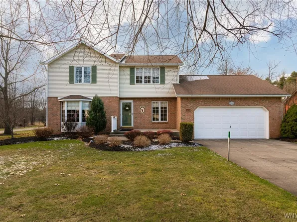 6124 Long St, Clarence Center, NY 14032