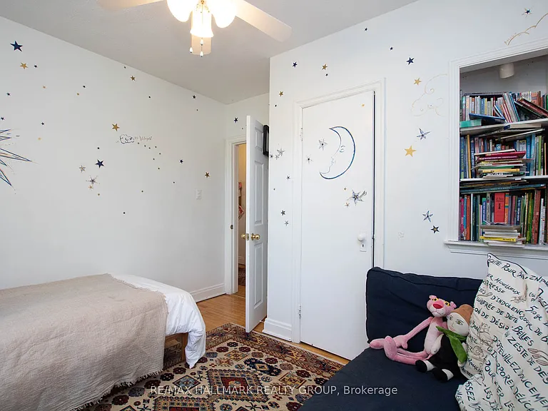 42 Glengarry Rd — Photo 21