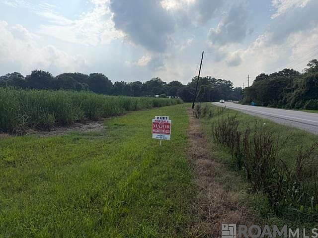 2nd image of 7625 False River Rd
