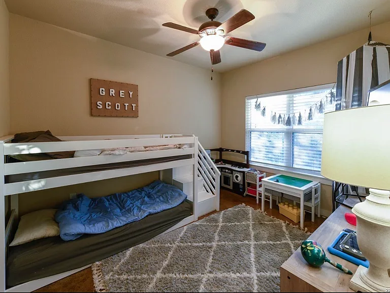 239 Bluffside Dr — Photo 14